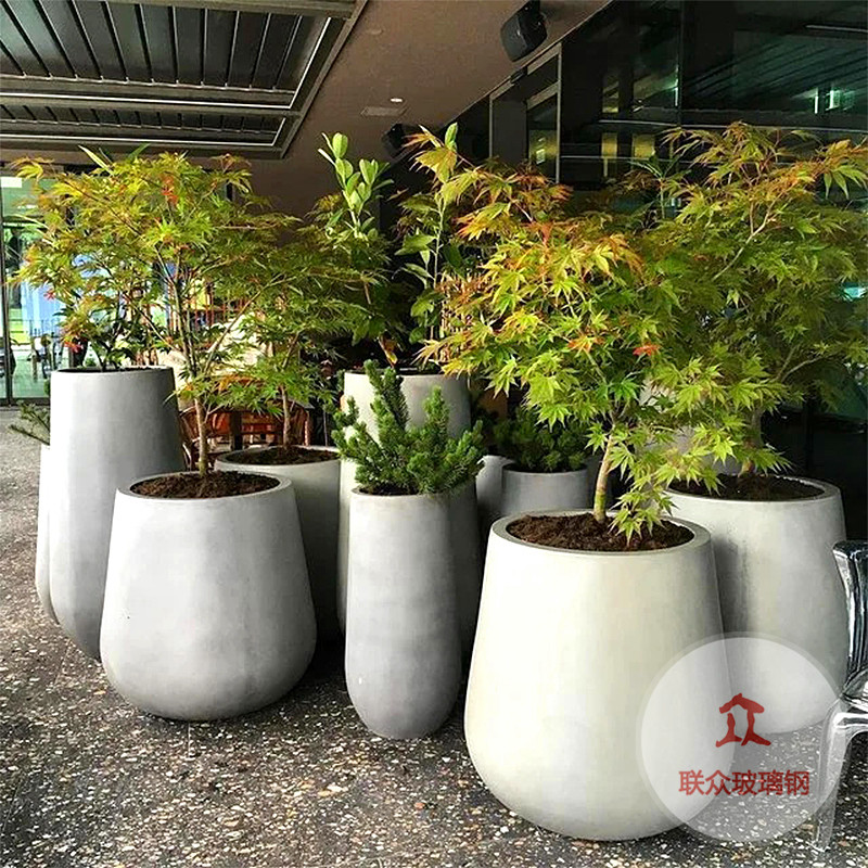 深圳玻璃鋼廠為河北保定文化公司專業定制玻璃鋼休閑椅