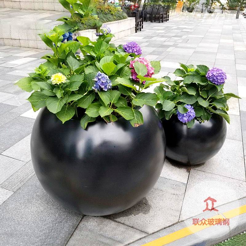 江西南昌大型酒店定制創意圓形玻璃鋼裝飾坐凳