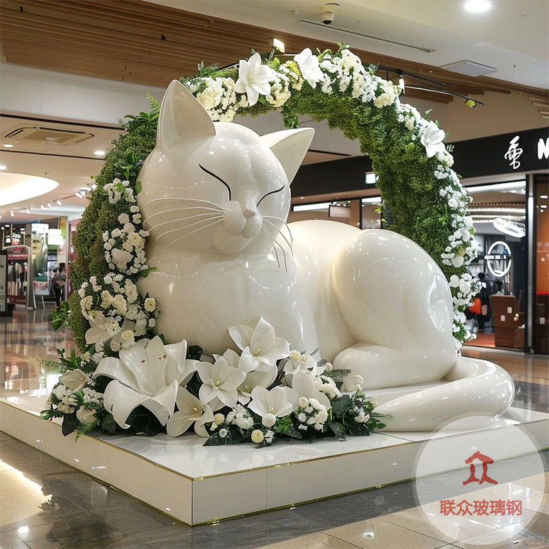 玻璃鋼卡通雕塑布朗熊現貨彩繪人物模型商場美陳擺件生產廠家定制