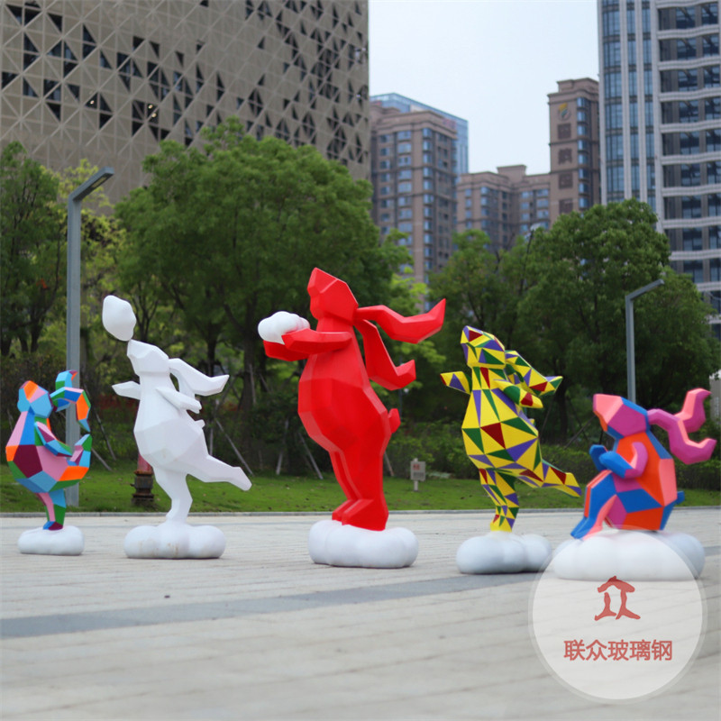 戶外大型不銹鋼雕塑卡通幾何切面熊景觀商業街售樓部美陳裝飾擺件