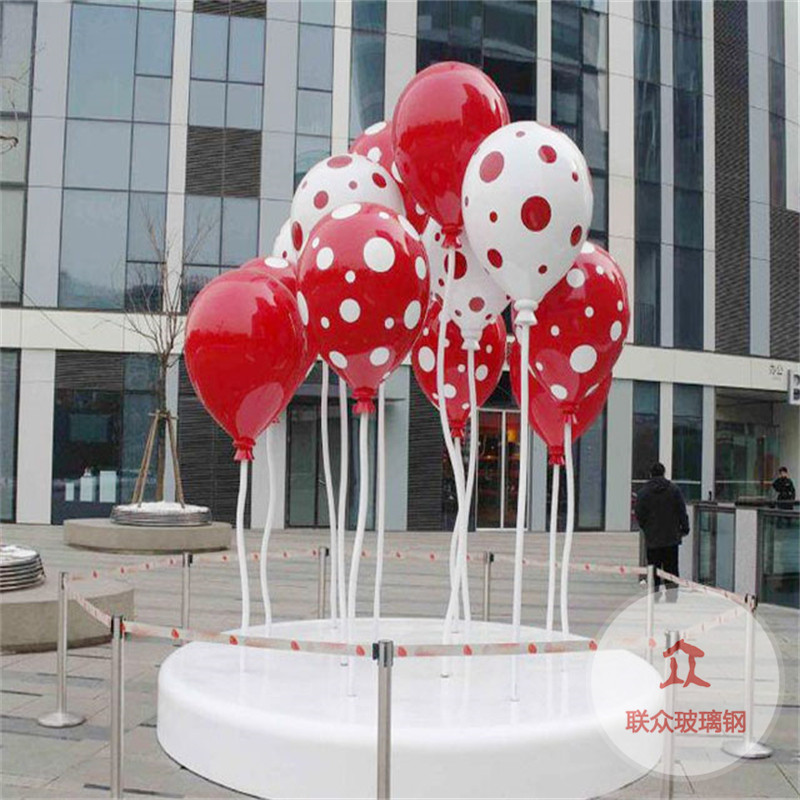 玻璃鋼大型仿真熱氣球雕塑商場景區美陳展覽戶外裝飾糖果禮盒擺件