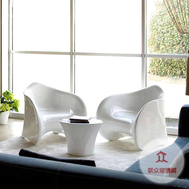 玻璃鋼廠淺析玻璃鋼休閑椅的使用技巧以及保養方法